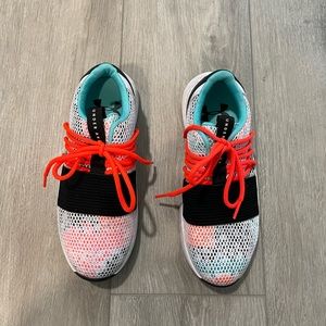 Under Armour Sneakers